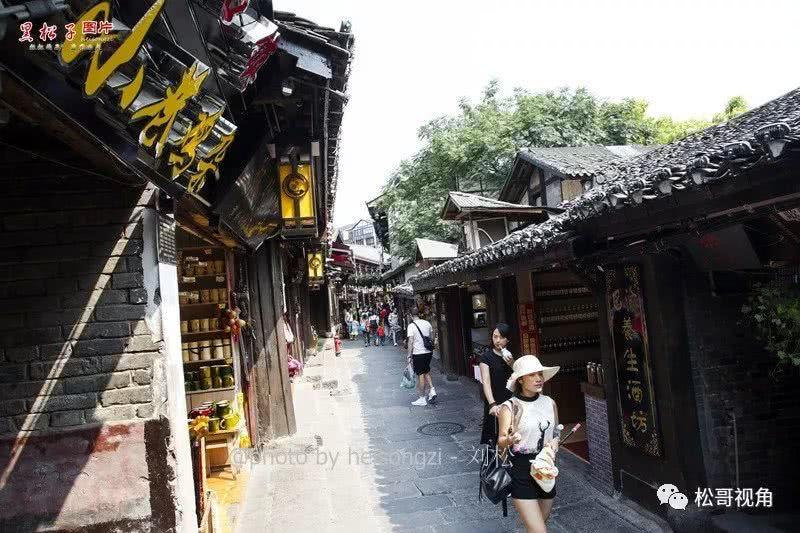河南开封:民俗斗鸡喜迎新春